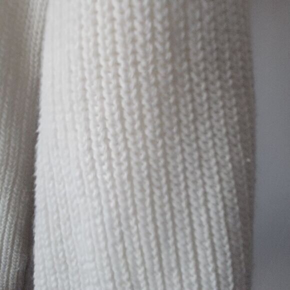 Cabi womens Faye Lace Bell Sleeve V-Neck White Sweater size S ivy league - Picture 6 of 8